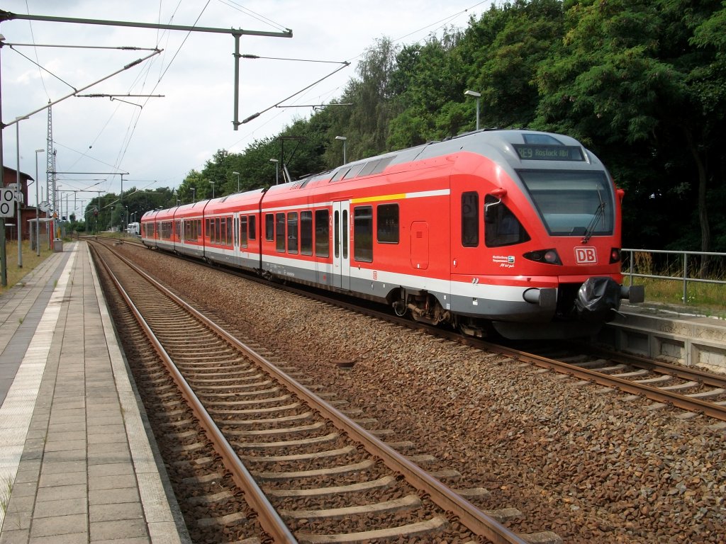 Kurz hielt 429 026 am 02.August 2010 in Martensdorf bevor es weiter nach Rostock ging.