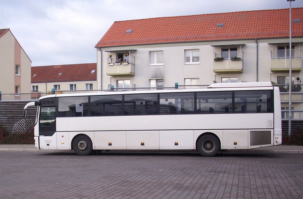 MAN L 363 vom Reisedienst Teske in Bergen.