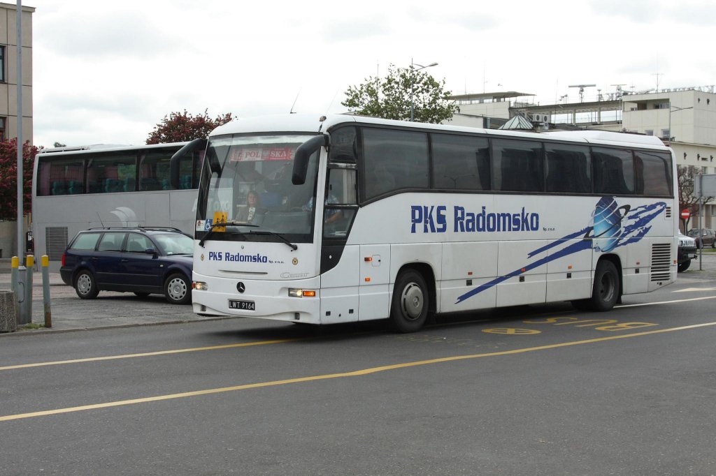 Mercedes Benz Cezar Reisebus der PKS Radomsko am 5.6.2013 im polnischen Gdingen.