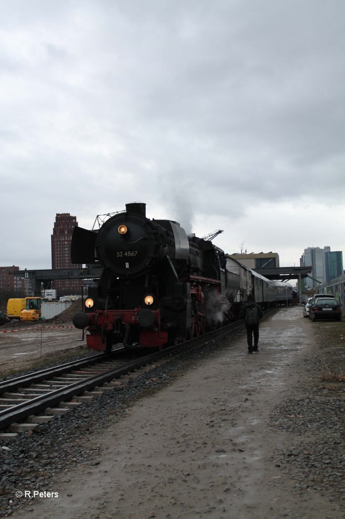 Nachschuss von 52 4867 im Hafen. 16.12.12