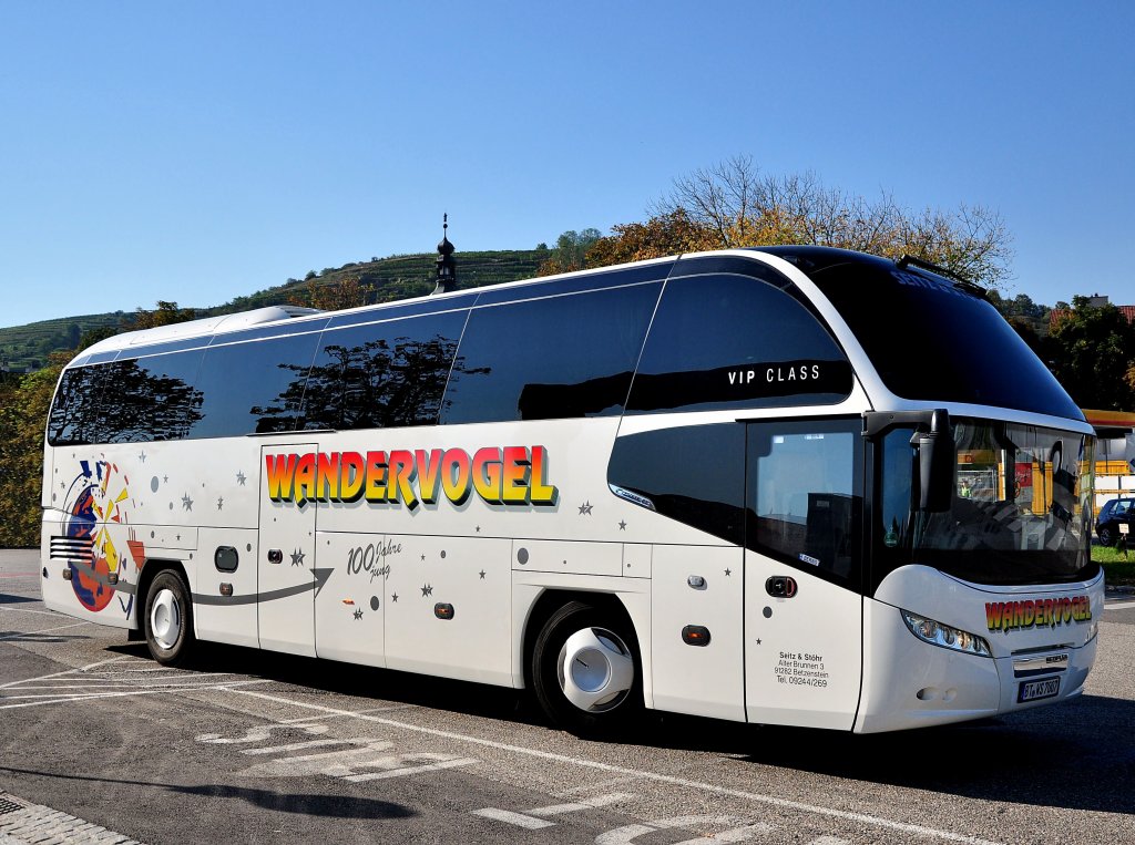 NEOPLAN CITYLINER vom  WANDERVOGEL  aus der BRD am 18.9.2012 in Krems gesehen.