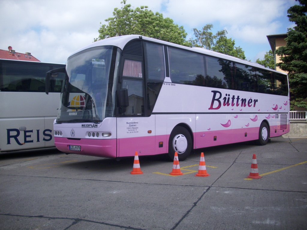 Neoplan Euroliner von Bttner aus Deutschland in Sassnitz.