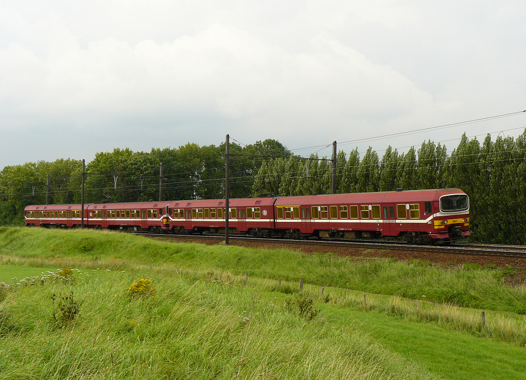 NMBS Treibwagen 947 Type AM86. Ekeren 12-08-2011.