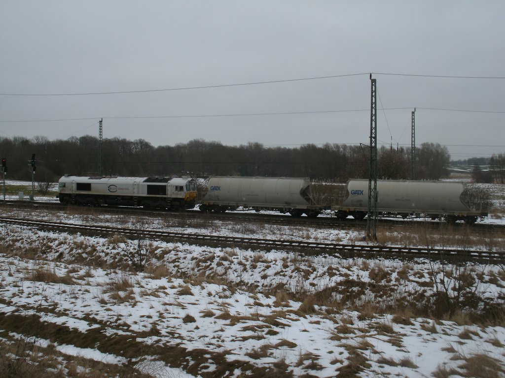 Noch bevor 247 042-5 Altefhr,am 26.Februar 2013,verlie erwischte ich die Class 77 mit ihren ganzen Zug.