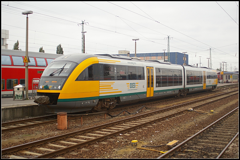 ODEG 642 416-1 f�hrt als OE65 nach Zittau (gesehen Cottbus 05.10.2010)