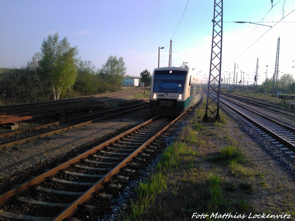 PRESS 650 032-4 bei der Einfahrt in den Bahnhof Bergen auf R�gen am 8.5.13