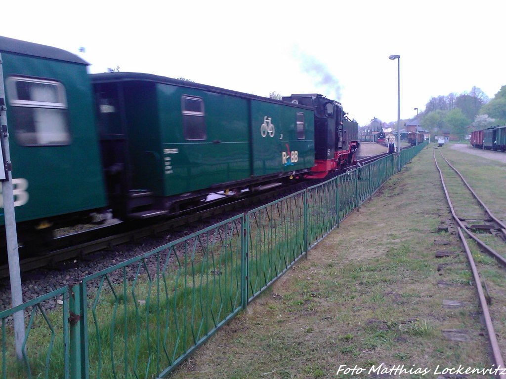 R�BB 99 1784 bei der Einfahrt in den Bahnhof Putbus am 9.5.13