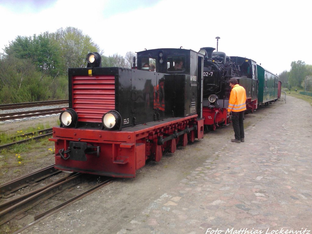 R�BB K�f 6003 rangiert munter 99 4802 hin und her in Putbus am 10.5.13