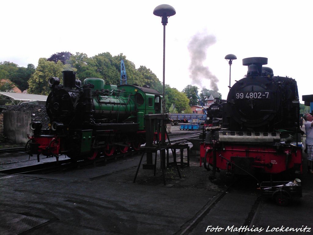 R�BB Mh 53 (Ersatz-2-Lok) f�r den Personenzug Putbus <-> Lauterbach Mole & 99 4802 im BW Putbus am 10.7.13