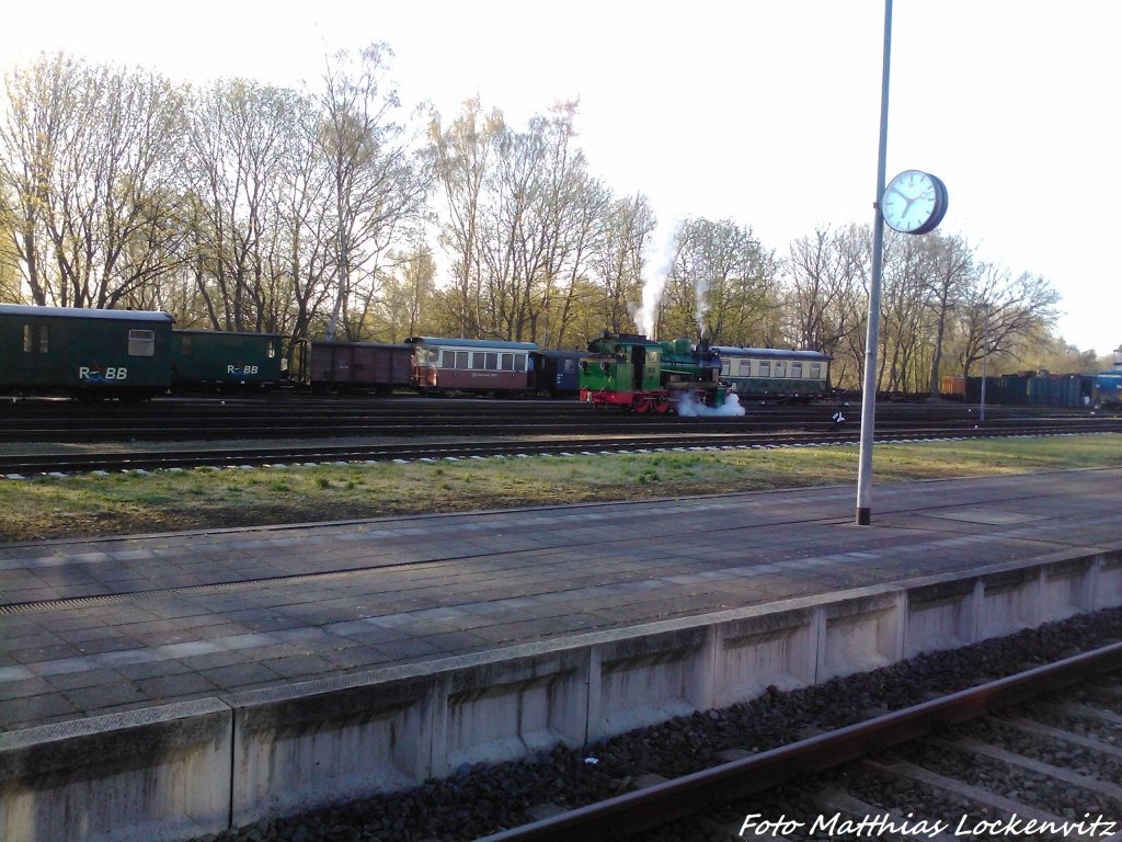 R�BB Mh 53 flei�ig beim Rangieren in Putbus am 4.5.13
