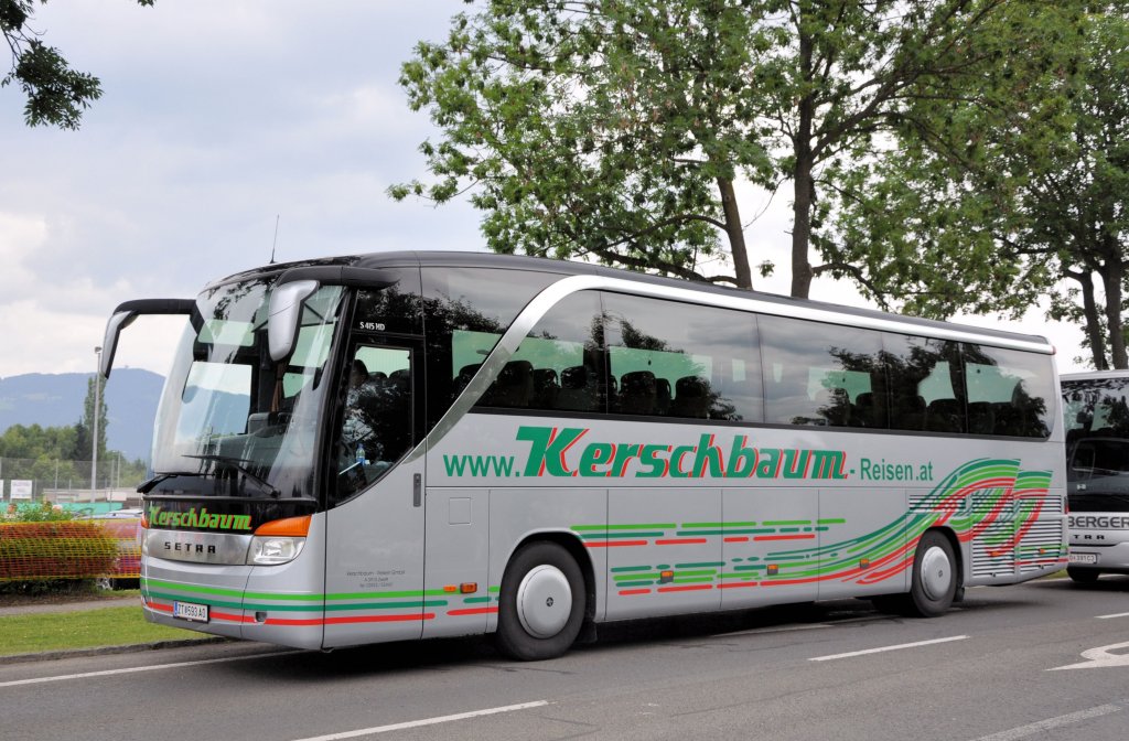 SETRA 415 HD von KERSCHBAUM Reisen aus �sterreich anl�sslich der AIRPOWER13 in Zeltweg,28.6.2013.