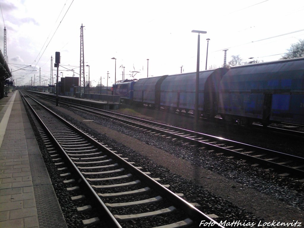SRI 151 170 aus Lancken bei der Einfahrt in den Bahnhof Bergen auf R�gen am 19.4.13