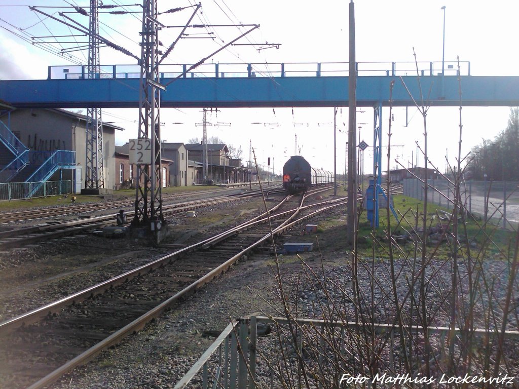SRI 151 170 beim Rangieren im Bahnhof Bergen auf R�gen am 19.4.13
