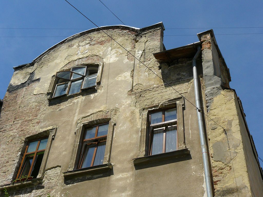 Starojevreis'ka strasse, Lviv 20-06-2013.

Starojevreis'ka straat, Lviv 20-06-2013.