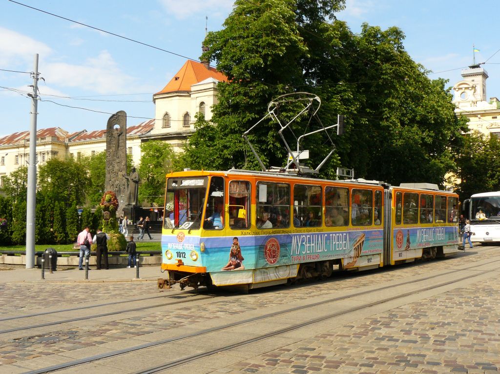 TW 1012 Prospekt Svobody, Lviv, Ukraine 24-05-2012.