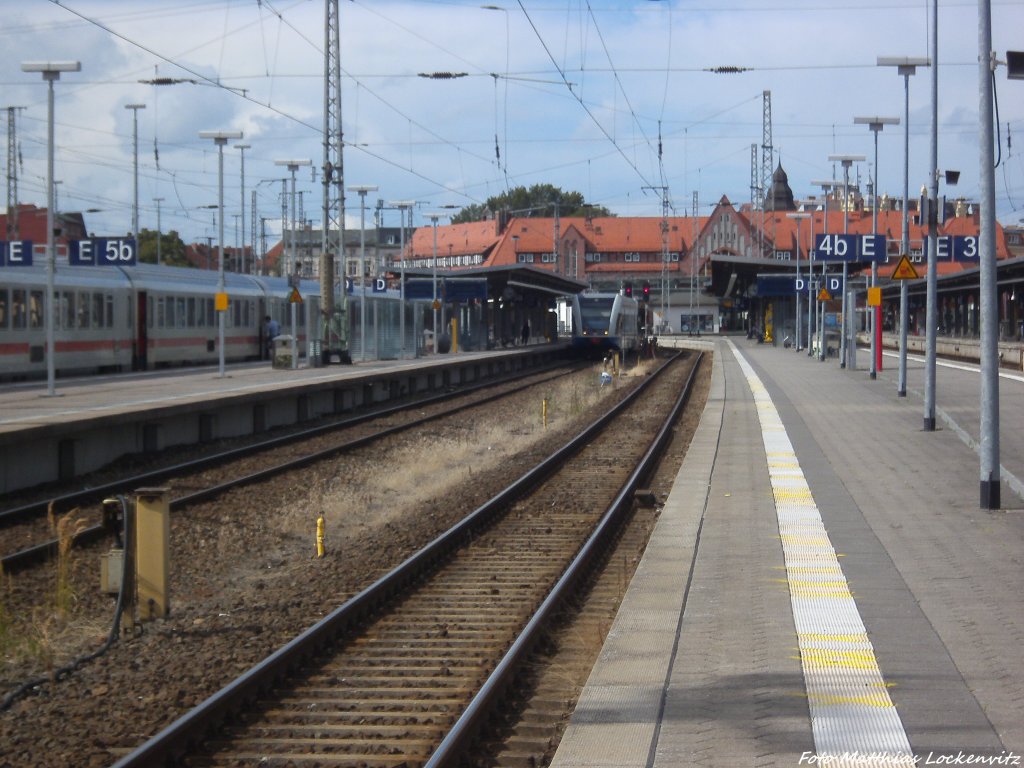 UBB GTW 2/6 bei der Abfahrt aus Stralsund Hbf nach Swinem�nde Centrum (PL) am 13.8.13