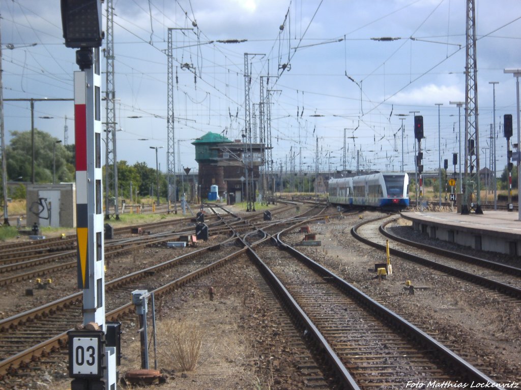 UBB GTW 2/6 bei der Ausfahrt aus Stralsund Hbf nach Swinem�nde Centrum (PL) am 13.8.13