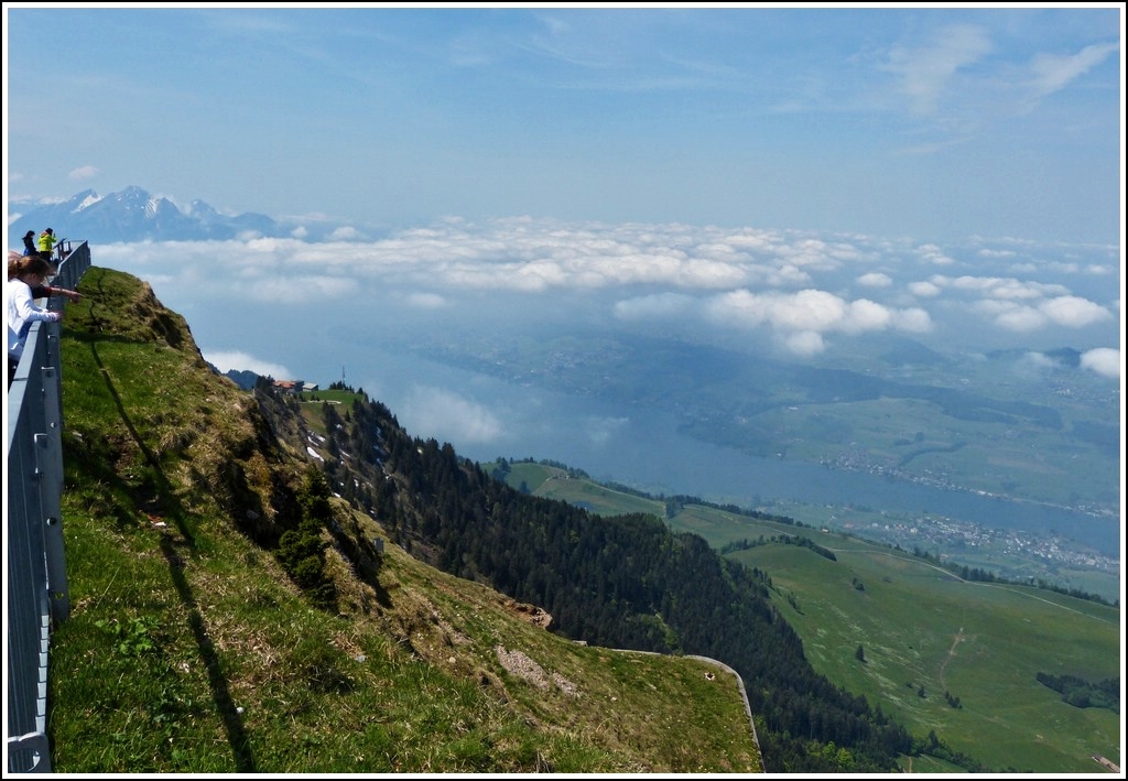 �ber den Wolken. Rigi Kulm, 24.05.2012 (Hans)