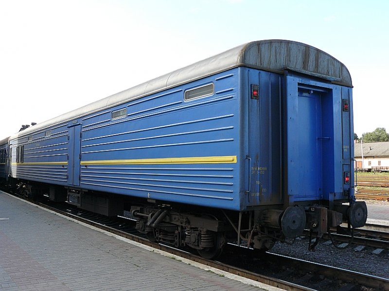 UZ Gepckwagen in Chernivtsi, Ukraine 07-09-2007. 