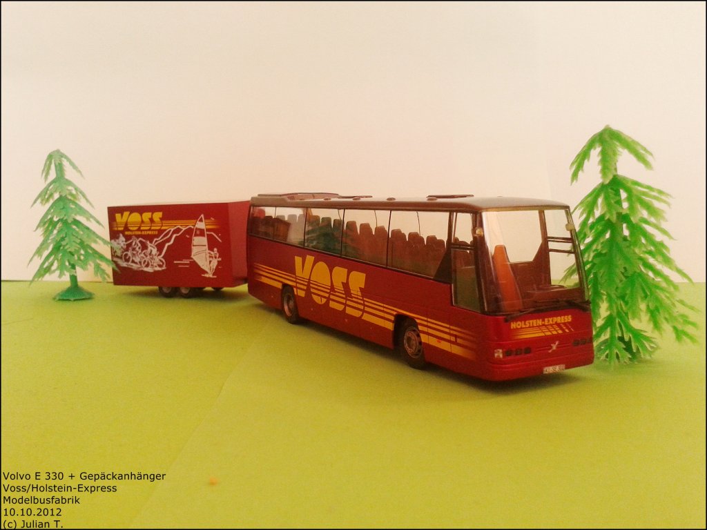 Volvo E 330 + Gep�ckanh�nger, Modellbusfabrik, 2012.10.10