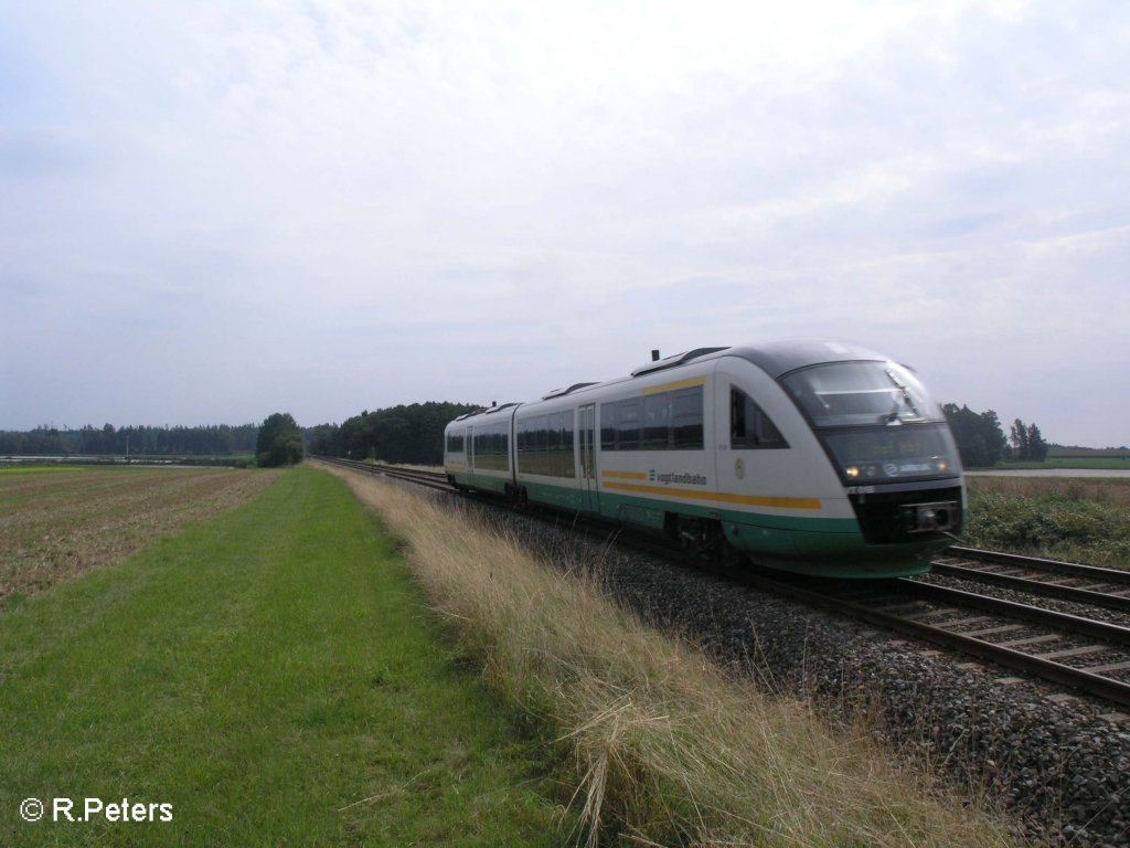 VT01 rollt bei Oberteich in Richtung Hof. 12.09.08