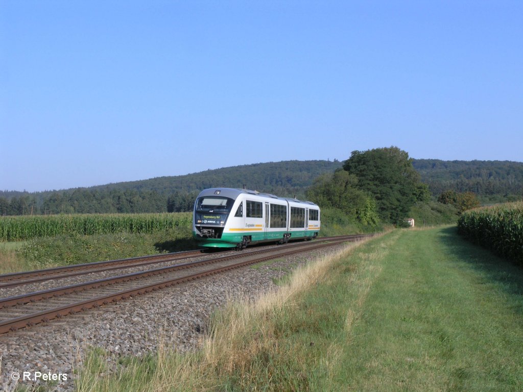 VT03 verlsst die Kurve bei Oberteich als VBG86551 nach Regensburg.07.08.09
