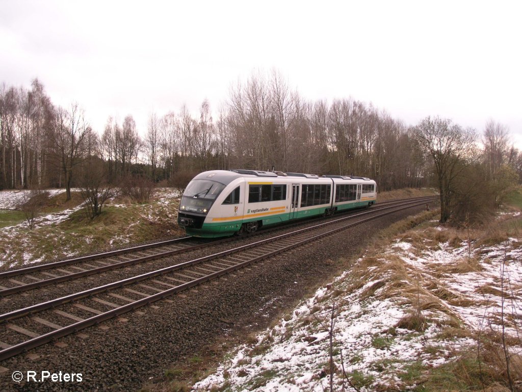 VT05 auf dem Weg nach Hof bei Schnfeld. 07.04.08