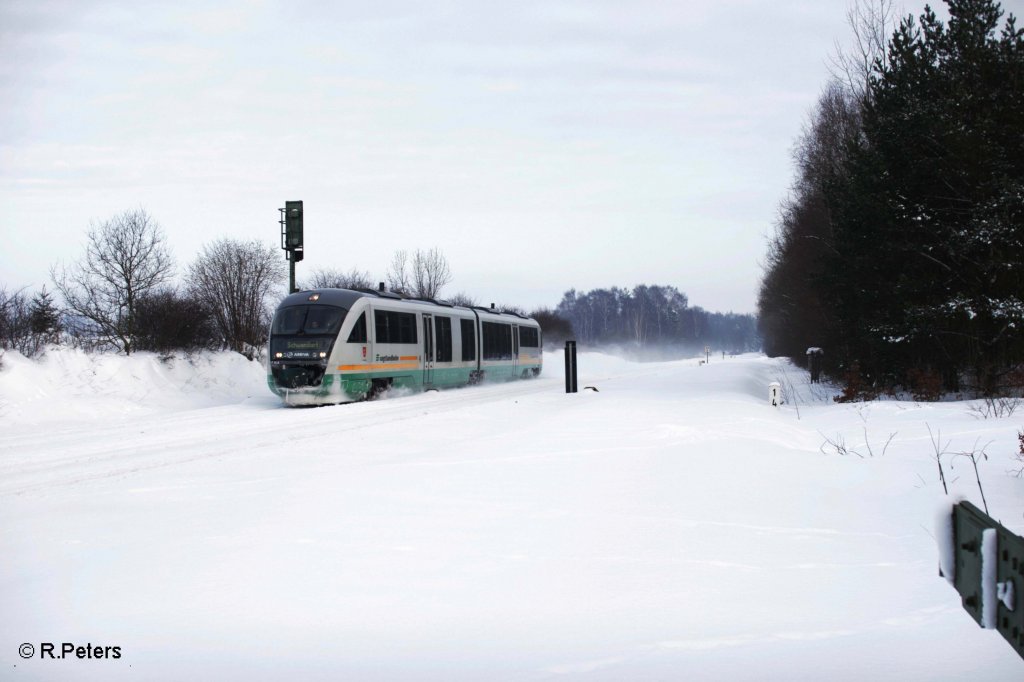 VT16 als VBG81113 nach Schwandorf bei Schnfeld. 28.12.10