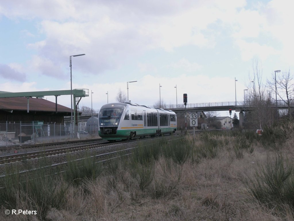 VT26 fhrt in Wiesau/Oberpfalz mit der VBG86560 nach Hof am 24.03.09 ein.
