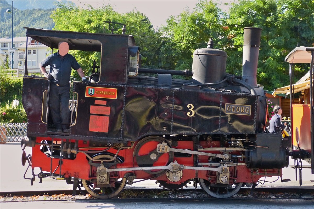 . Lok Nr. 3 Georg; der Achenseebahn, gebaut 1989 von der Wiener Locomotiv-Fabrik-Floridsdorf.A.G. unter der Nr. 703, gesehen am 22.08.2016 in Jenbach.