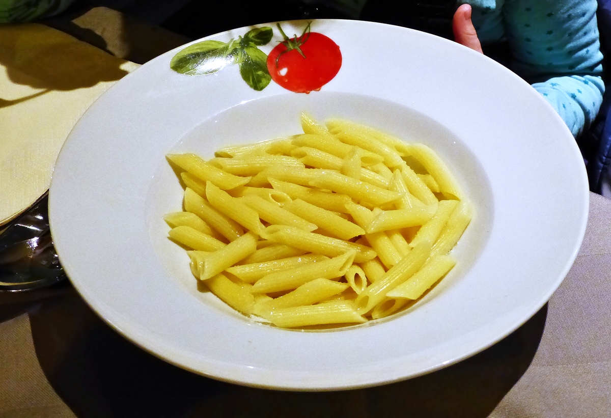 . Pasta con zucchero kennt man jetzt auch in Braunschweig. 03.01.2015 (Jeanny)