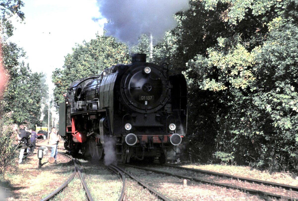01 137 beim Jubiläum 100 Jahre DB-Museum in Nürnberg am 16.10.1999.