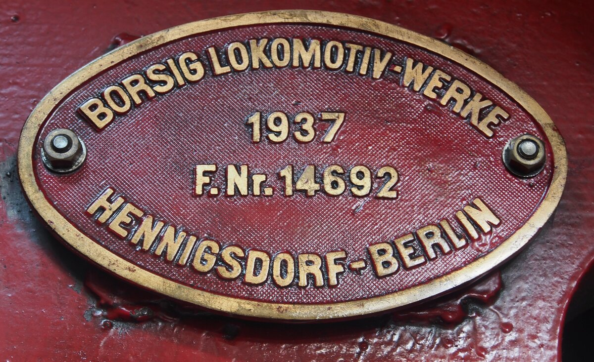 03 2295-8 im Bahnpark Augsburg am 23.08.2015. Fabrikschild von Borsig.