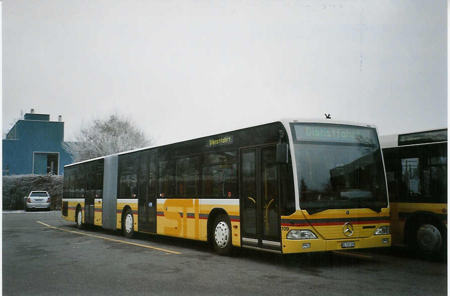 (082'618) - STI Thun - Nr. 109/BE 700'109 - Mercedes am 16. Januar 2006 bei der Schiffl�ndte Thun