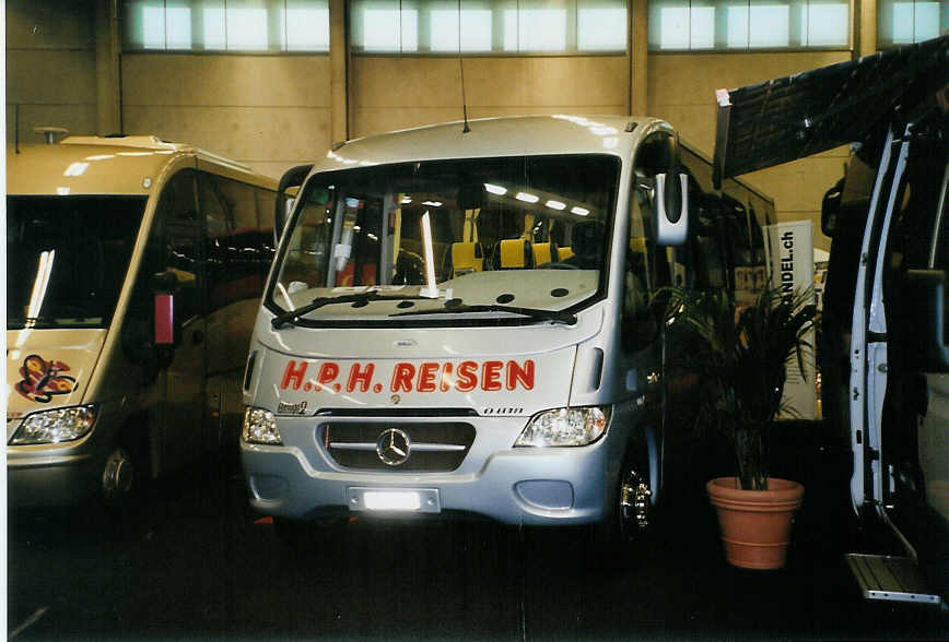 (082'628) - H.P.H. Reisen, Niedergsgen - SO 19'738 - Mercedes am 21. Januar 2006 in Bern, Ferienmesse