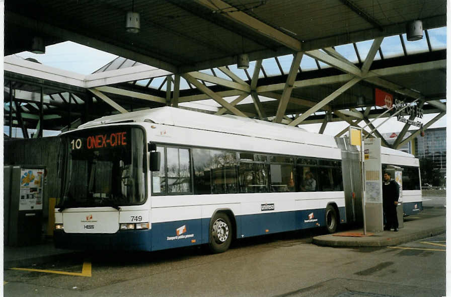 (083'628) - TPG Gen�ve - Nr. 749 - Hess/Hess Gelenktrolleybus am 6. M�rz 2006 in Gen�ve, A�roport