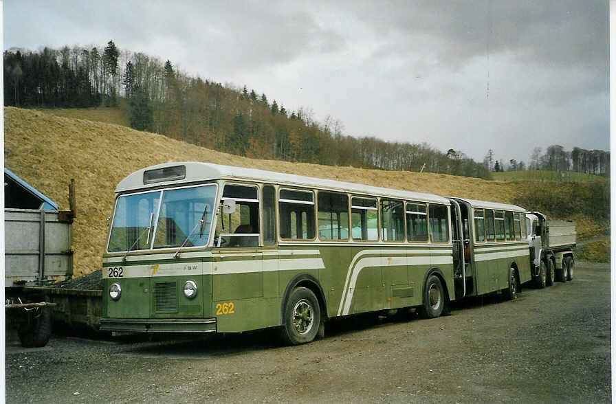 (084'132) - TN Neuchtel (RWB) - Nr. 262 - FBW/SWS-Gangloff (ex SVB Bern Nr. 262) am 2. April 2006 in Oberburg, Ziegelgut