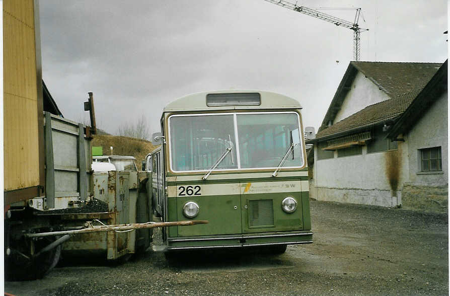 (084'133) - TN Neuchtel (RWB) - Nr. 262 - FBW/SWS-Gangloff (ex SVB Bern Nr. 262) am 2. April 2006 in Oberburg, Ziegelgut