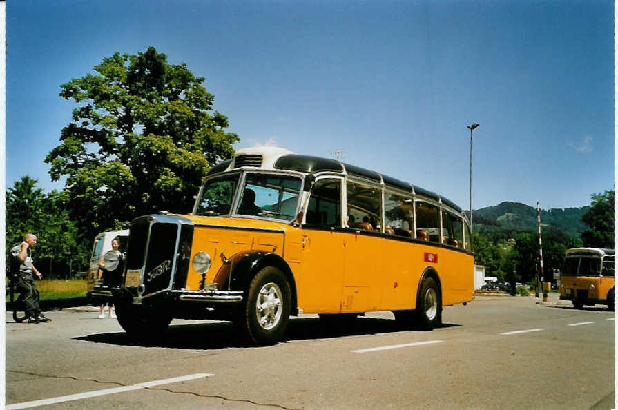 (086'627) - R�egg, R�ti - FBW/FHS (ex Kantonspolizei, Bern; ex P 23'180; ex P 2216) am 18. Juni 2006 in Hinwil, AMP