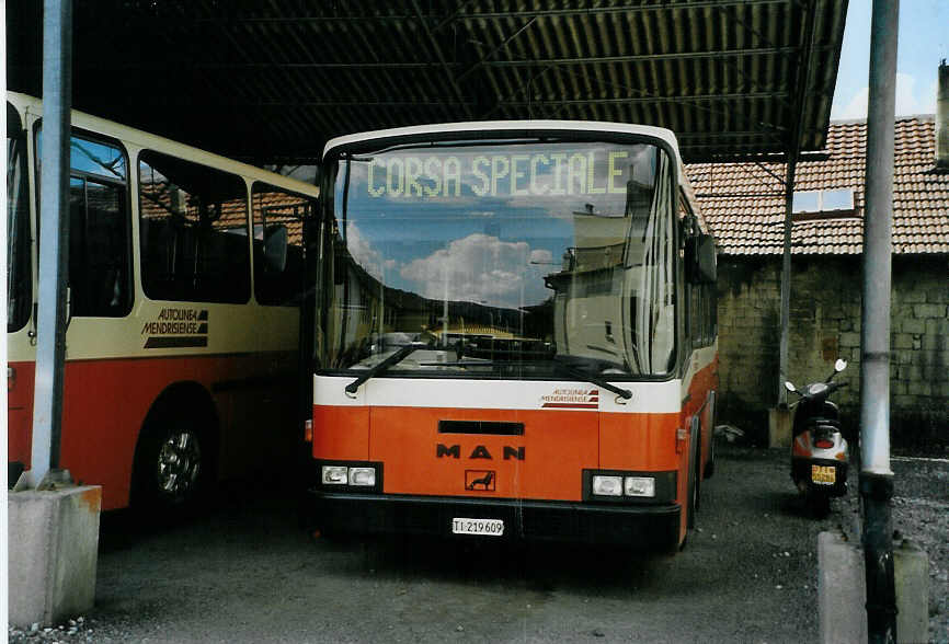 (088'531) - AMSA Chiasso - Nr. 9/TI 219'609 - MAN/Lauber (ex Berger, R�thenbach) am 2. August 2006 in Chiasso, Rimessa