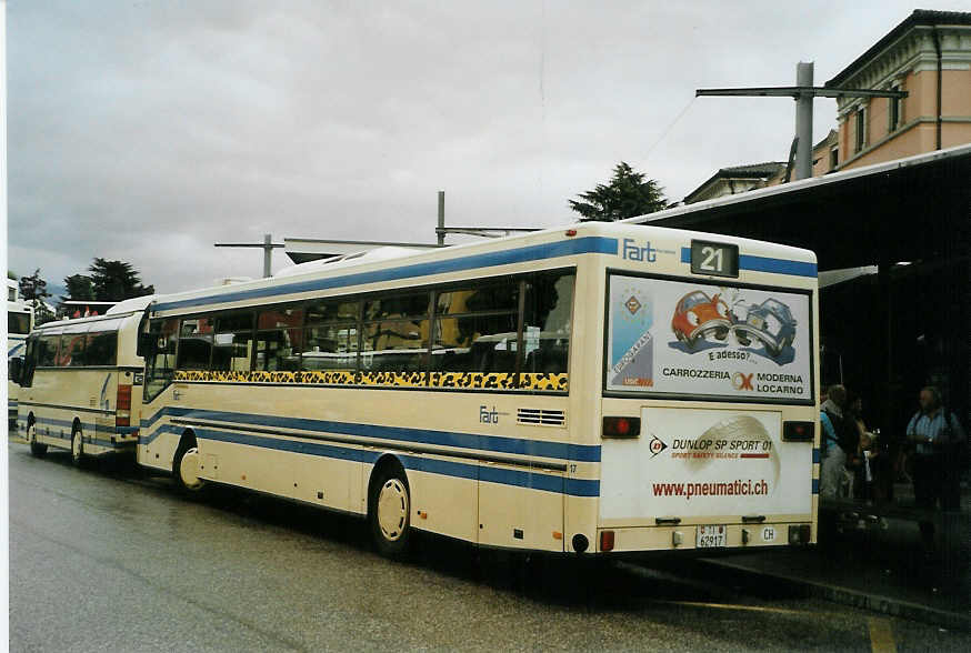 (088'702) - FART Locarno - Nr. 17/TI 62'917 - Mercedes am 3. August 2006 beim Bahnhof Locarno