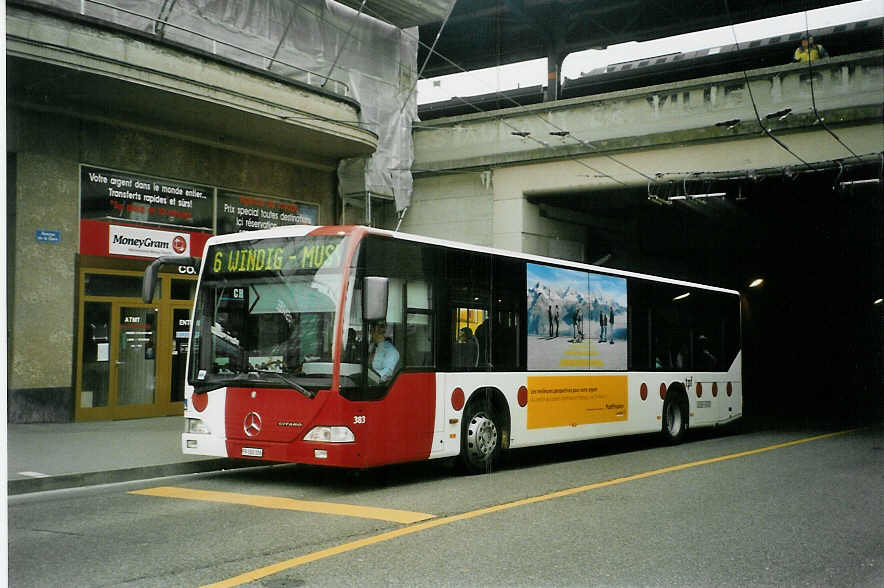 (092'107) - TPF Fribourg - Nr. 383/FR 300'386 - Mercedes am 17. Februar 2007 beim Bahnhof Fribourg