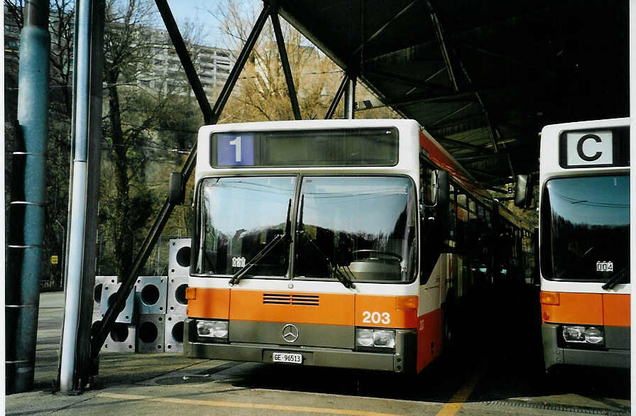 (092'836) - TPG Genve - Nr. 203/GE 96'513 - Mercedes am 17. Mrz 2007 in Genve, Dpt