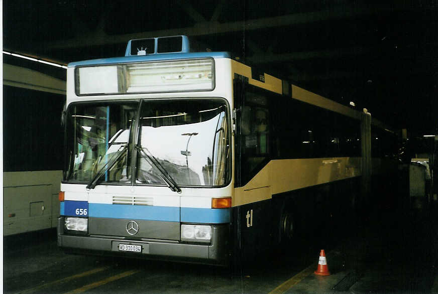 (092'924) - TL Lausanne - Nr. 656/VD 310'034 - Mercedes (ex VBZ Zrich Nr. 582) am 17. Mrz 2007 in Lausanne, Dpt Borde