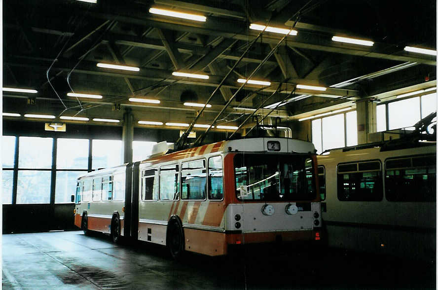 (092'935) - TL Lausanne - Nr. 886 - Saurer/Hess Gelenktrolleybus (ex TPG Gen�ve Nr. 657) am 17. M�rz 2007 in Lausanne, D�p�t Borde