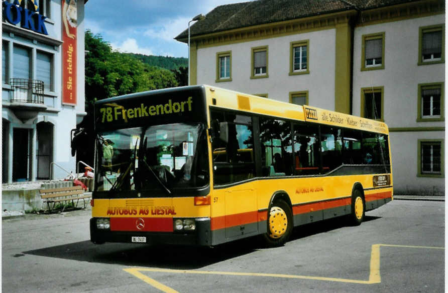 (096'611) - AAGL Liestal - Nr. 57/BL 7417 - Mercedes am 22. Juli 2007 beim Bahnhof Liestal