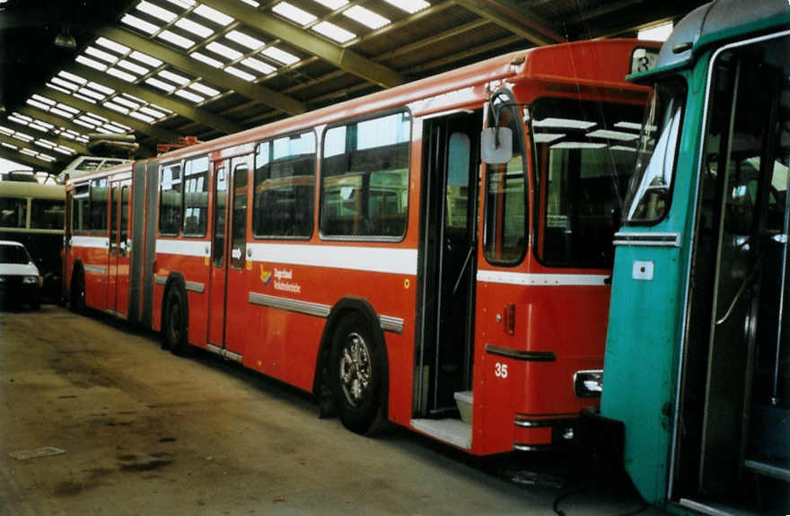 (098'503) - ZVB Zug (RWB) - Nr. 35 - FBW/Hess am 9. September 2007 in Oberburg, Ziegelgut (Teilaufnahme)