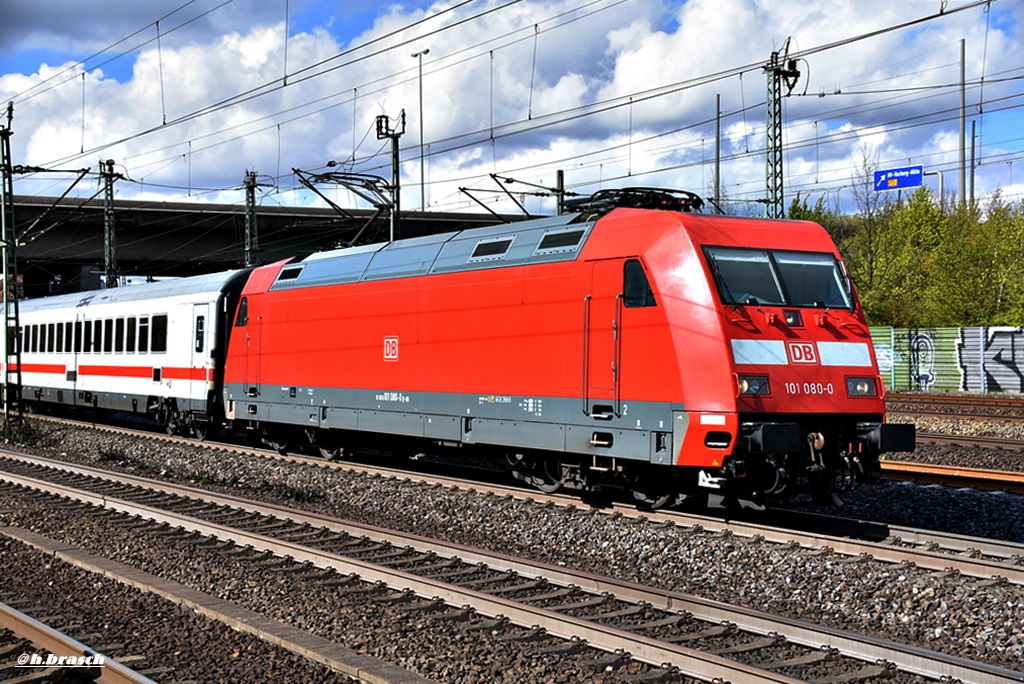 101 080-0 ist mit einen ic nach karlsruhe gefahren,25.04.17