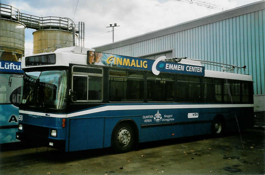 (101'420) - VBL Luzern - Nr. 258 - NAW/R&J-Hess Trolleybus am 26. November 2007 in Luzern, Garage