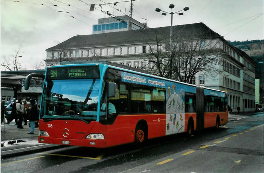 (101'635) - VB Biel - Nr. 146/BE 572'146 - Mercedes am 8. Dezember 2007 beim Bahnhof Biel